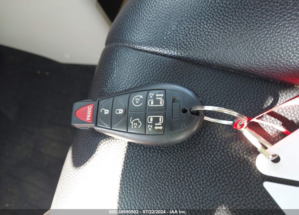 2016 CHRYSLER TOWN & COUNTRY TOURING VIN: 2C4RC1BG4GR160056