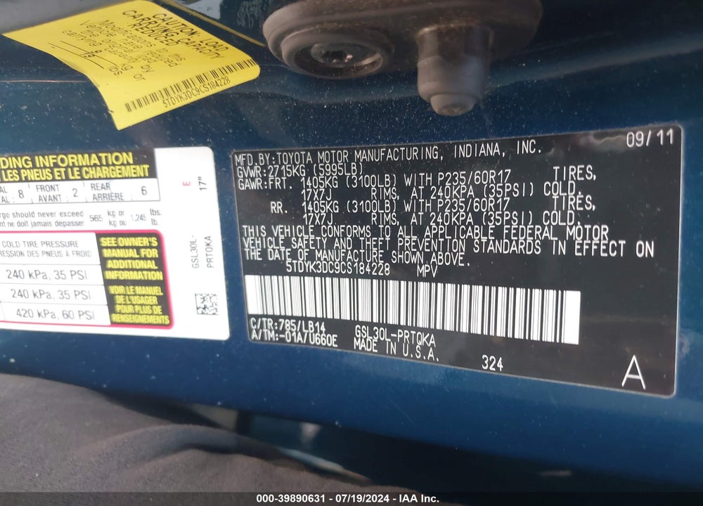 2012 TOYOTA SIENNA XLE V6 8 PASSENGER VIN: 5TDYK3DC9CS184228