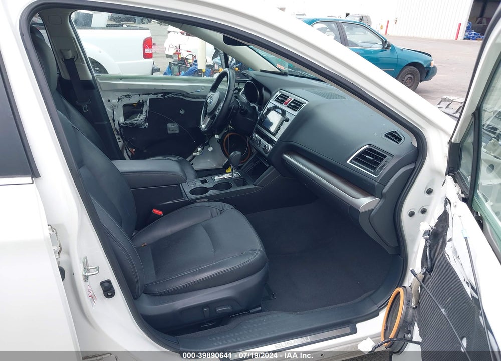 2015 SUBARU LEGACY 2.5I LIMITED VIN: 4S3BNAN67F3044128
