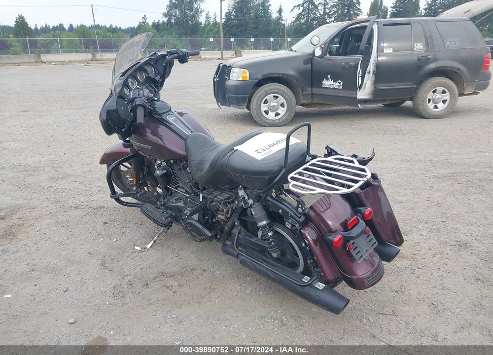 2018 HARLEY-DAVIDSON FLHXS STREET GLIDE SPECIAL VIN: 1HD1KRC19JB652045