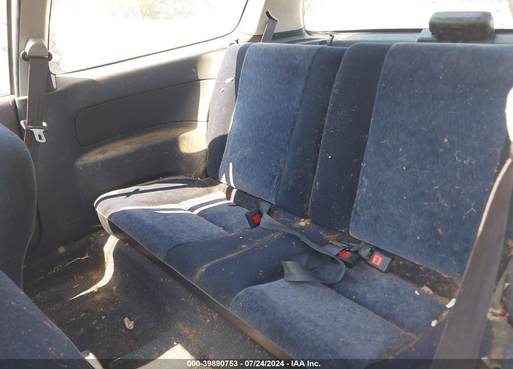 1993 HONDA CIVIC CX VIN: 2HGEH235XPH521509