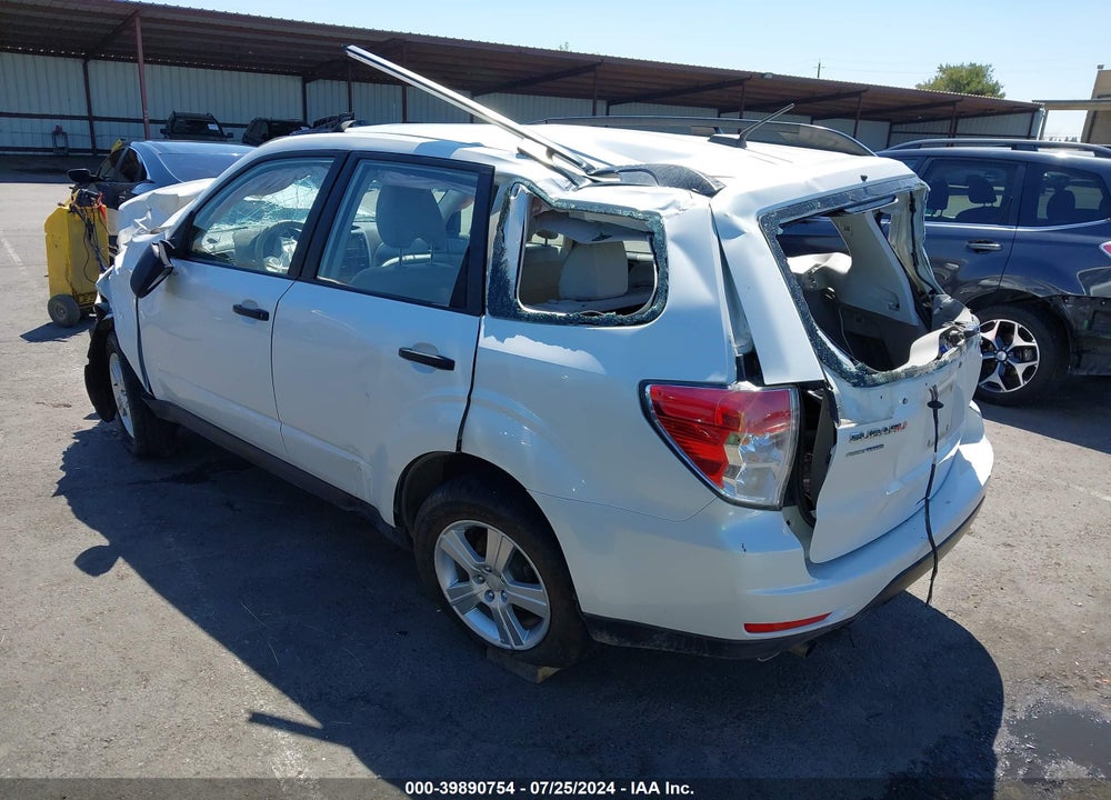 2013 SUBARU FORESTER 2.5X VIN: JF2SHABC5DH438827