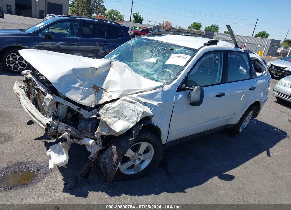 2013 SUBARU FORESTER 2.5X VIN: JF2SHABC5DH438827