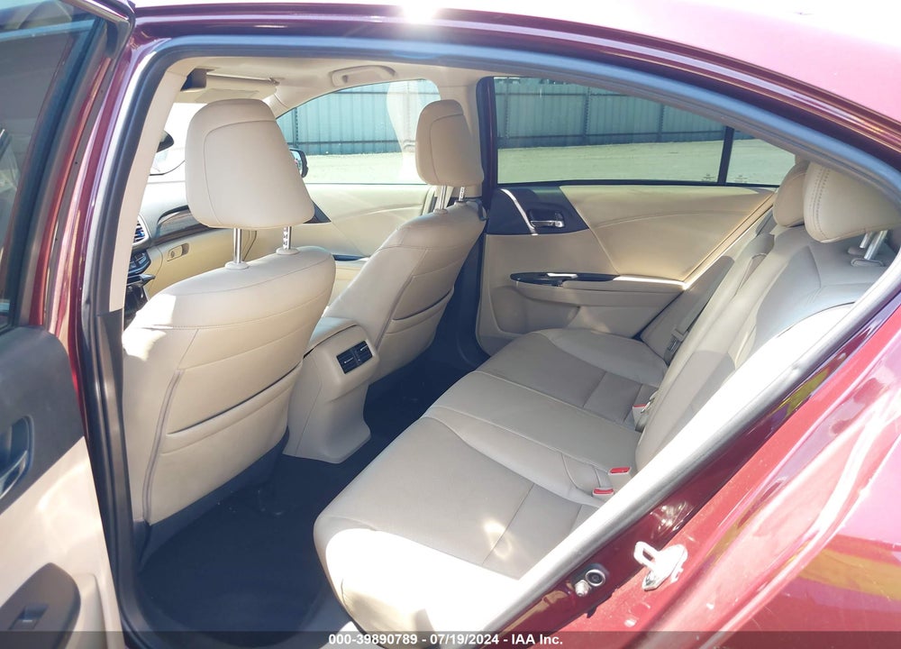 2017 HONDA ACCORD EX-L VIN: 1HGCR2F83HA113816