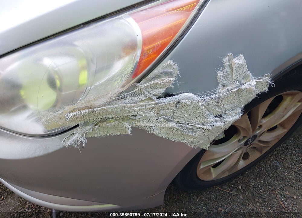 2011 HYUNDAI SONATA VIN: 5NPEC4ACXBH140124