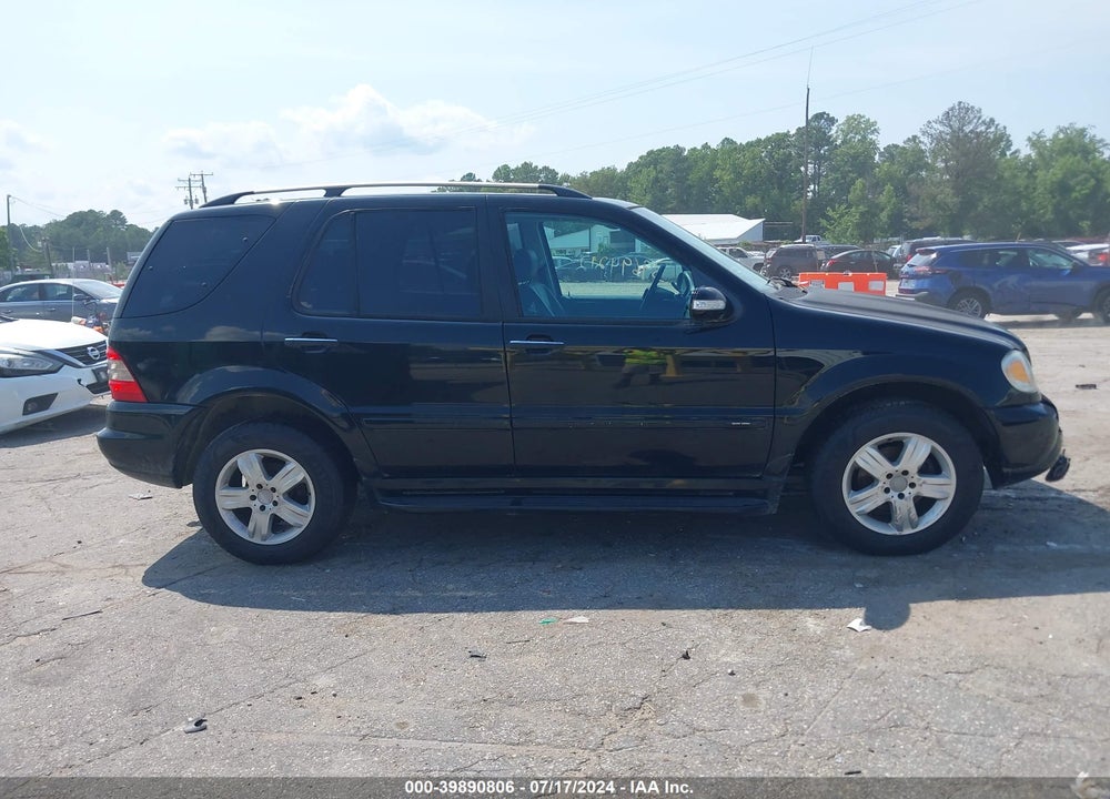 2005 MERCEDES-BENZ ML 350 VIN: 4JGAB57E05A556786