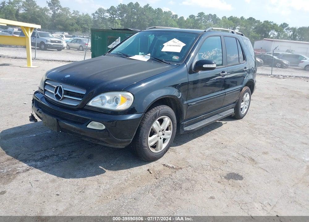2005 MERCEDES-BENZ ML 350 VIN: 4JGAB57E05A556786