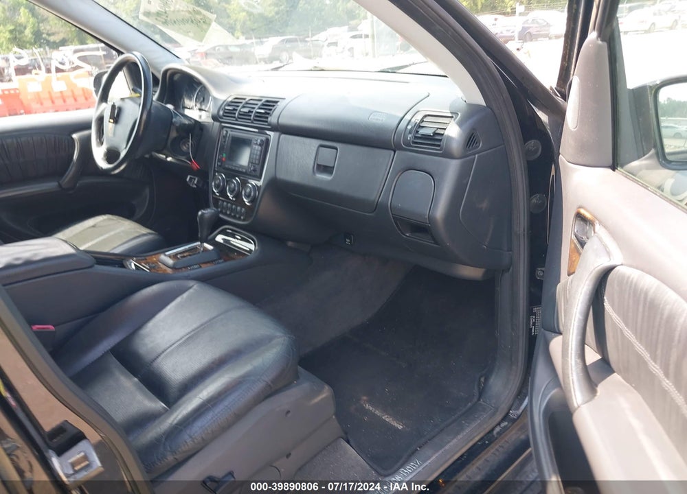 2005 MERCEDES-BENZ ML 350 VIN: 4JGAB57E05A556786