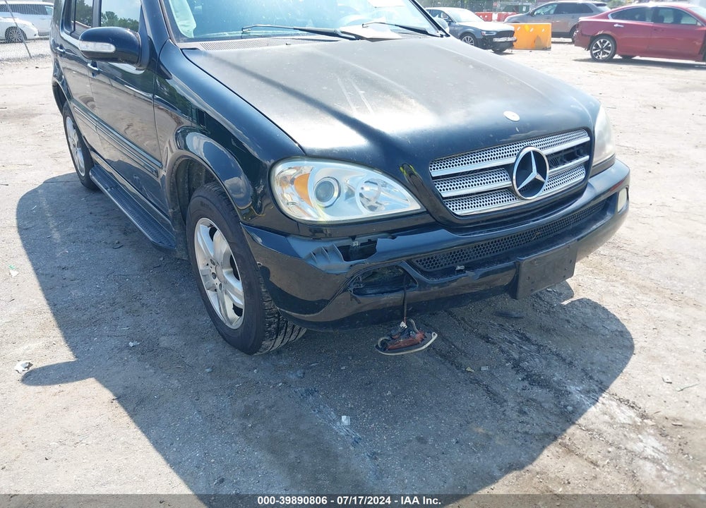 2005 MERCEDES-BENZ ML 350 VIN: 4JGAB57E05A556786