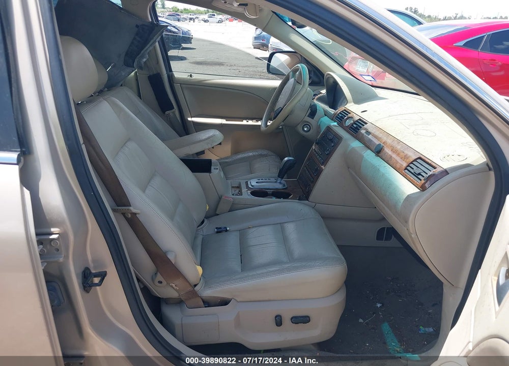 2007 FORD FIVE HUNDRED LIMITED VIN: 1FAHP25137G124685