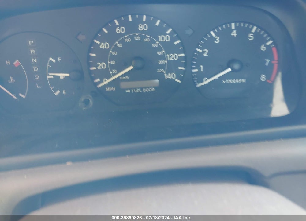 2001 TOYOTA CAMRY LE VIN: 4T1BG22K51U014447
