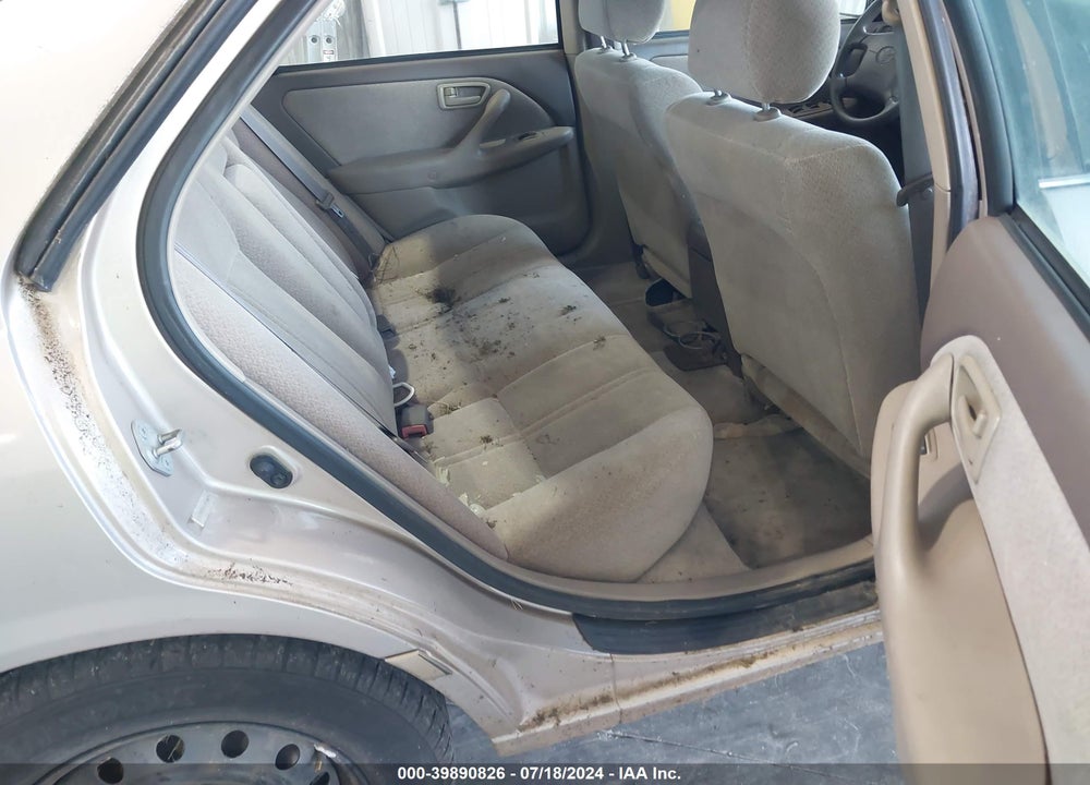 2001 TOYOTA CAMRY LE VIN: 4T1BG22K51U014447