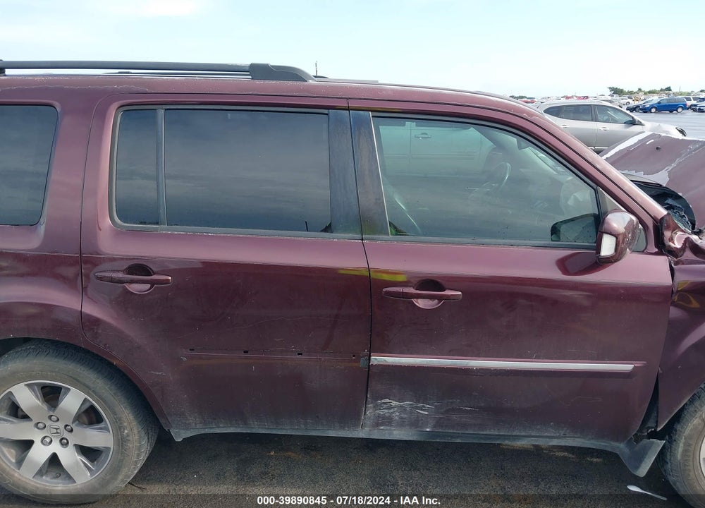 2013 HONDA PILOT TOURING VIN: 5FNYF3H96DB035834