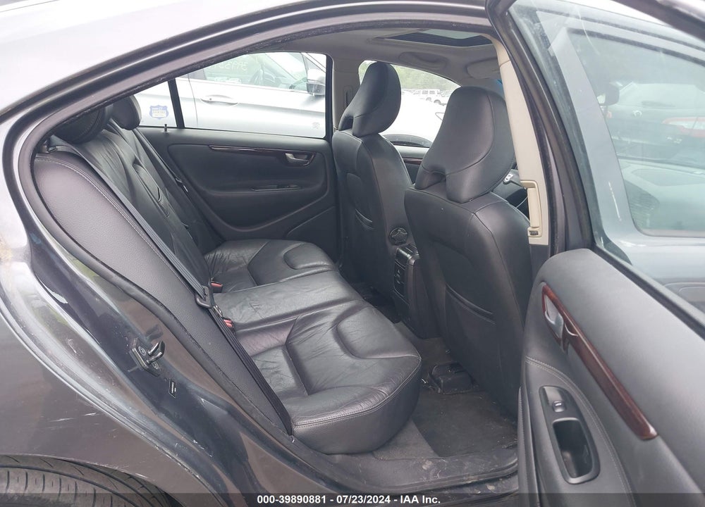 2008 VOLVO S60 2.5T VIN: YV1RS592782685076