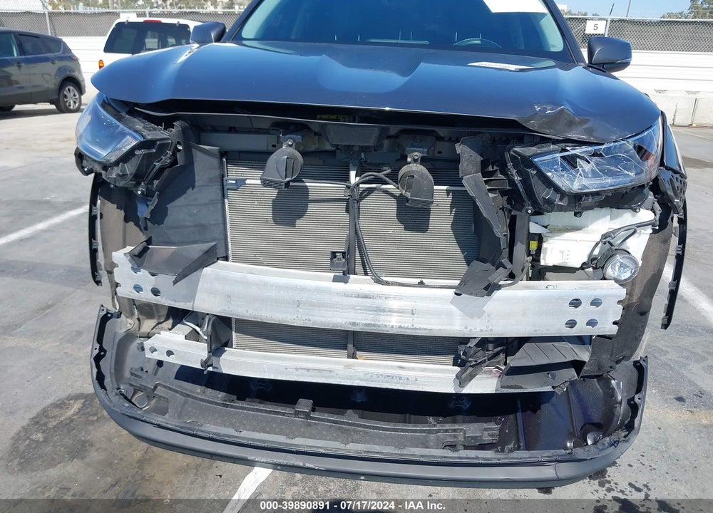 2021 TOYOTA HIGHLANDER XLE VIN: 5TDGZRAH3MS068180