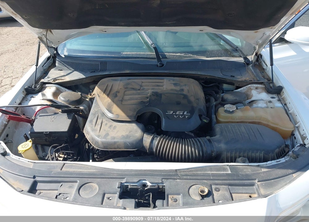 2014 CHRYSLER 300 VIN: 2C3CCAAG2EH380035