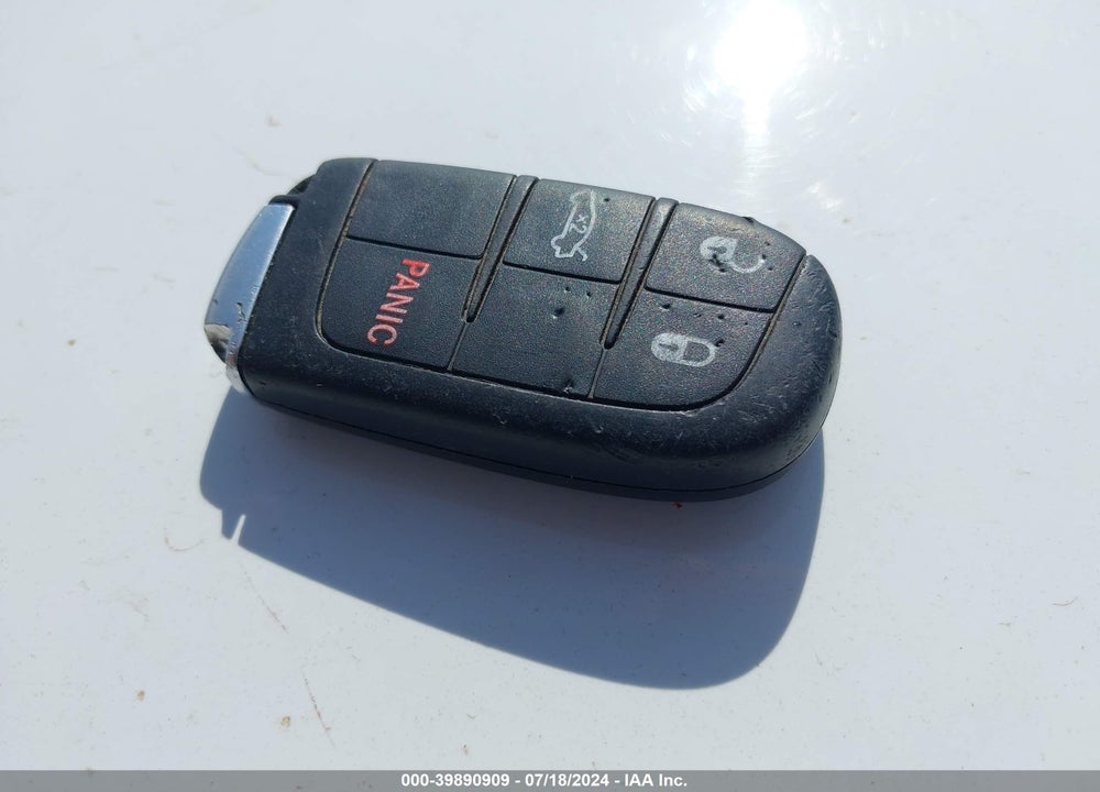 2014 CHRYSLER 300 VIN: 2C3CCAAG2EH380035