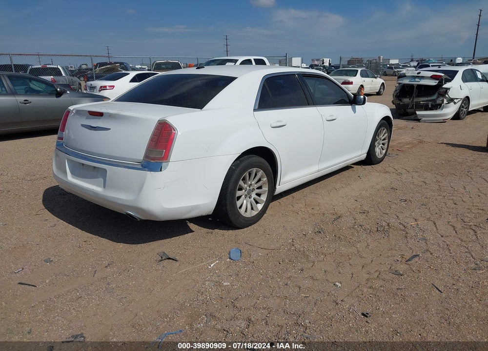 2014 CHRYSLER 300 VIN: 2C3CCAAG2EH380035