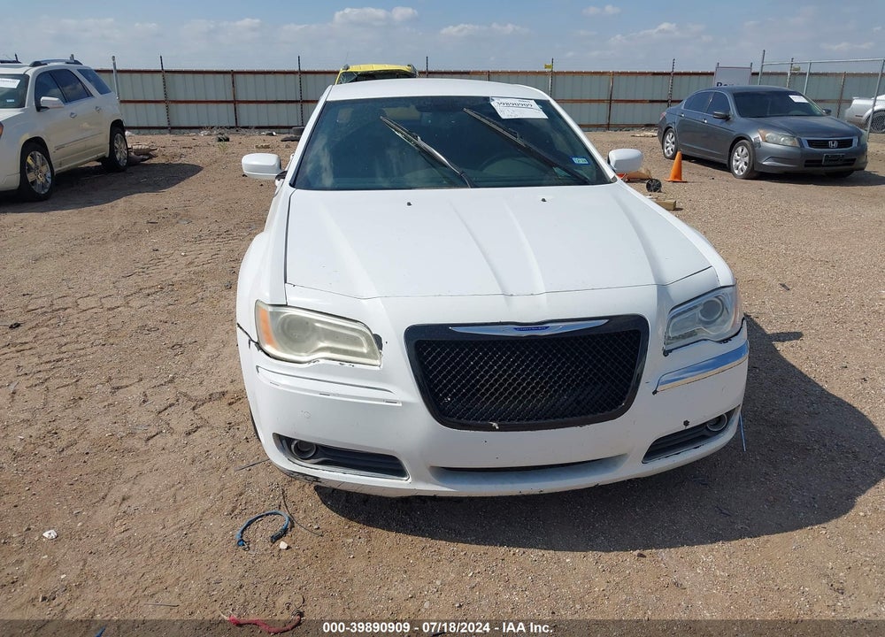 2014 CHRYSLER 300 VIN: 2C3CCAAG2EH380035