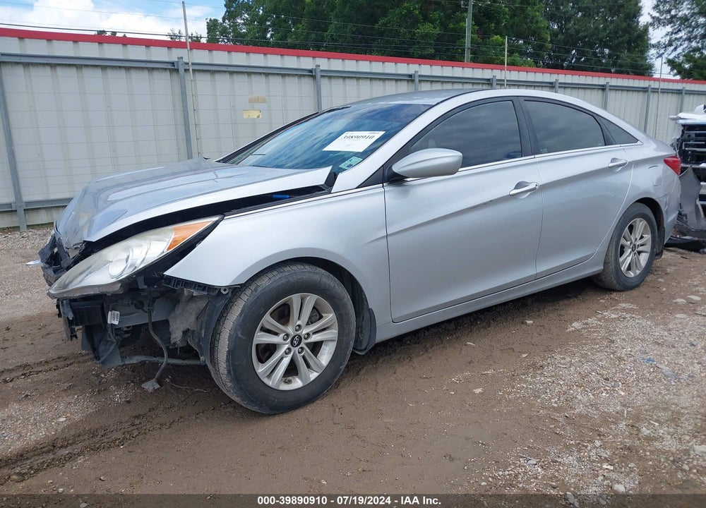 2013 HYUNDAI SONATA VIN: 5NPEB4AC2DH734485