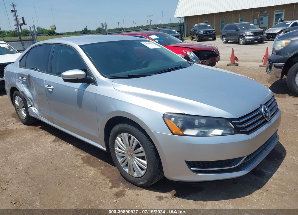 2015 VOLKSWAGEN PASSAT 1.8T S VIN: 1VWAS7A37FC021240