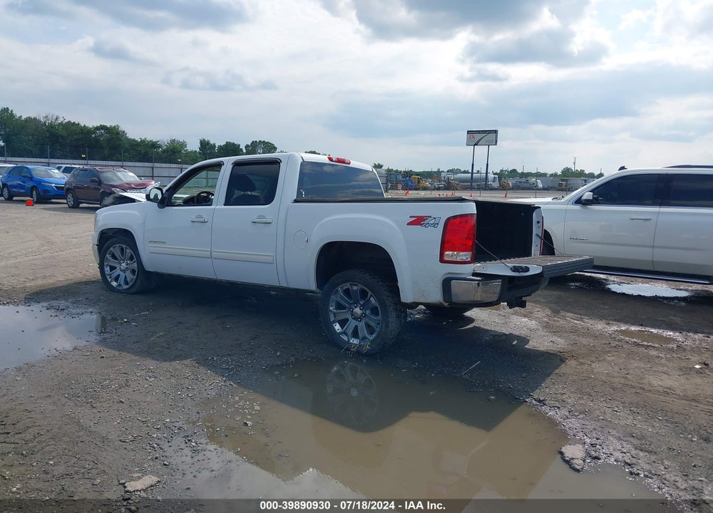 2011 GMC SIERRA 1500 SLT VIN: 3GTP2WE38BG139046