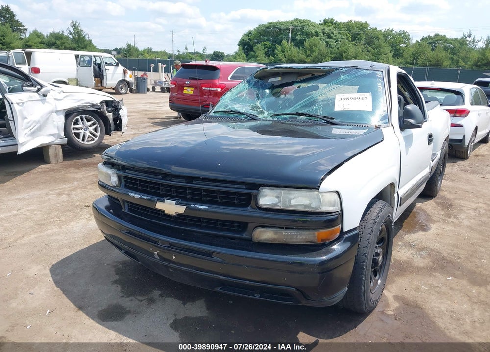 2000 CHEVROLET SILVERADO 1500 VIN: 1GCEC14W9YZ356181