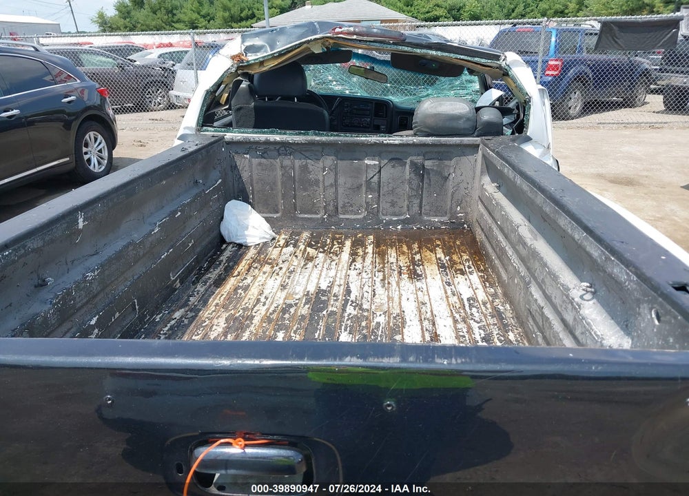 2000 CHEVROLET SILVERADO 1500 VIN: 1GCEC14W9YZ356181