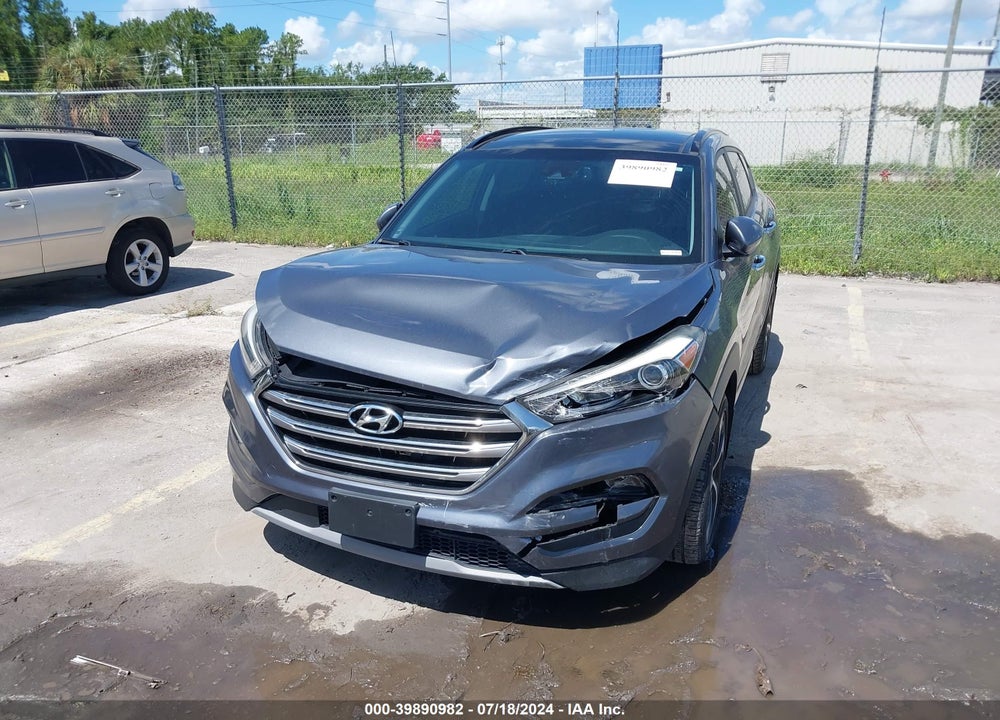 2017 HYUNDAI TUCSON LIMITED VIN: KM8J33A26HU329170