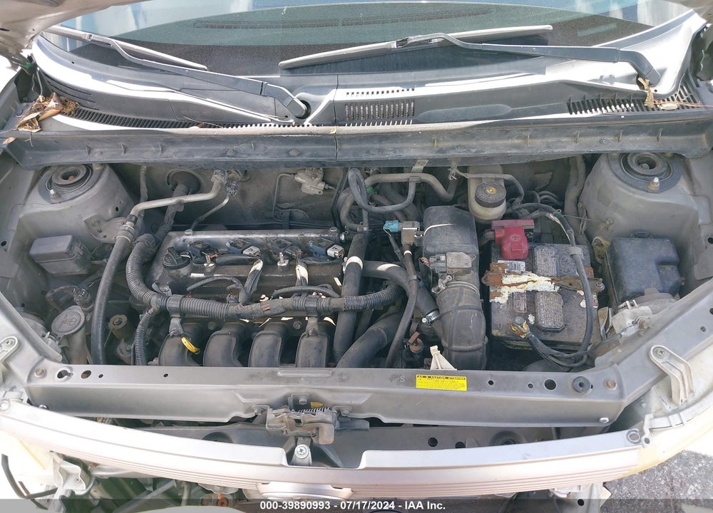 2004 SCION XB VIN: JTLKT324440168011