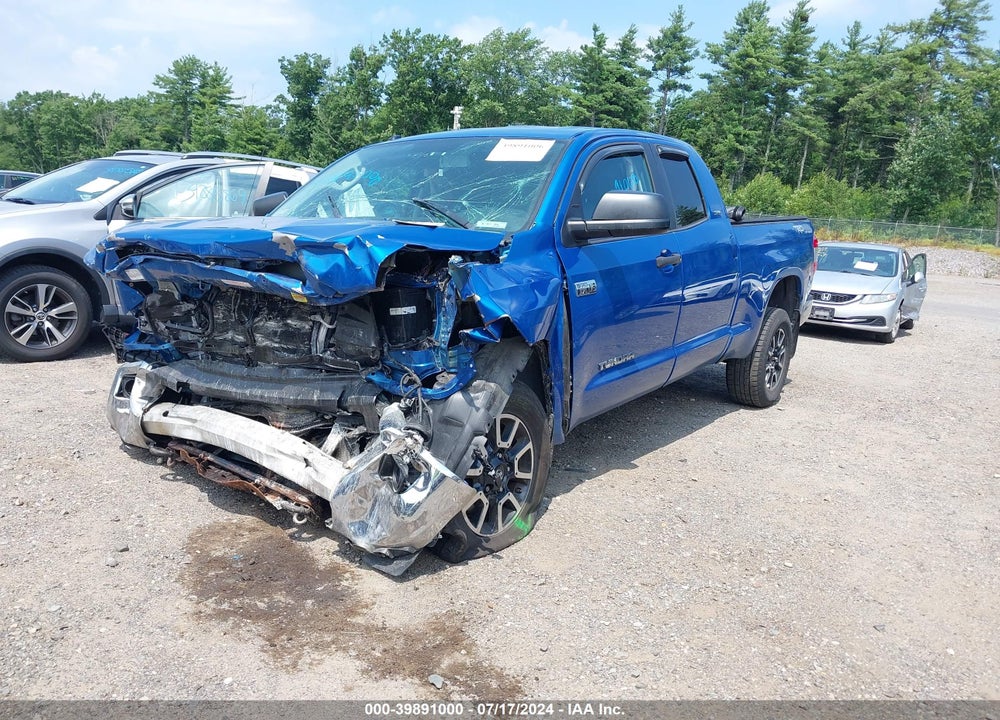 2016 TOYOTA TUNDRA SR5 5.7L V8 VIN: 5TFUY5F12GX538448
