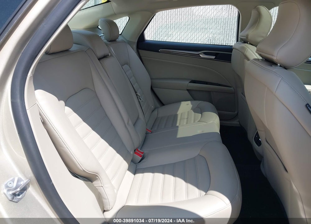 2018 FORD FUSION SE VIN: 3FA6P0HD6JR142938