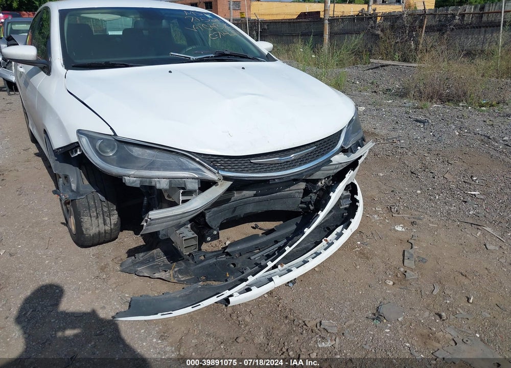 2016 CHRYSLER 200 LIMITED VIN: 1C3CCCAB5GN104376