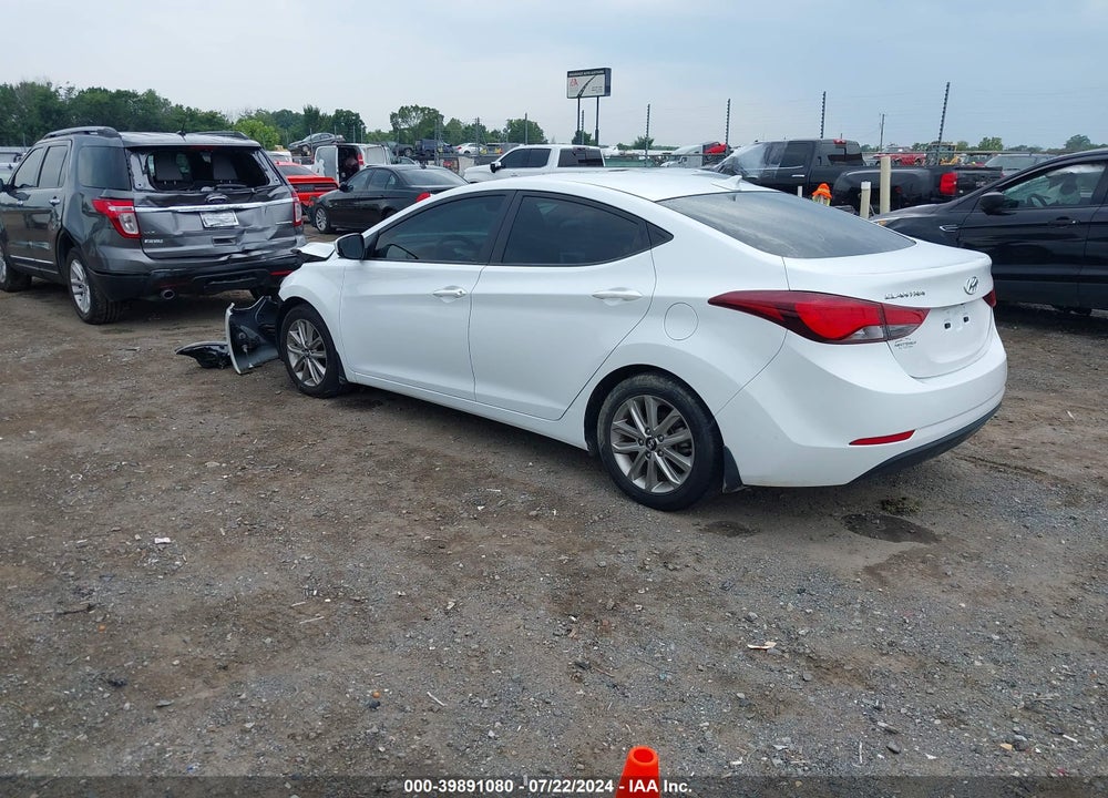 2015 HYUNDAI ELANTRA VIN: 5NPDH4AE6FH583116