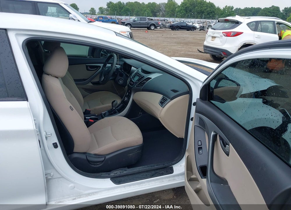 2015 HYUNDAI ELANTRA VIN: 5NPDH4AE6FH583116