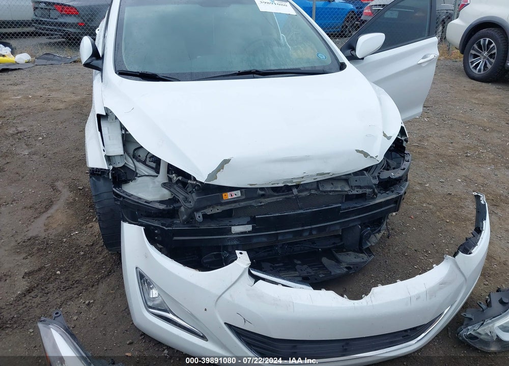 2015 HYUNDAI ELANTRA VIN: 5NPDH4AE6FH583116
