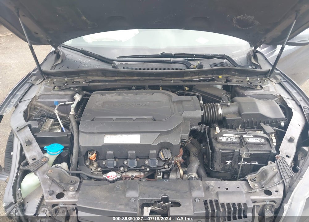 2015 HONDA ACCORD EX-L V-6 VIN: 1HGCR3F80FA019458