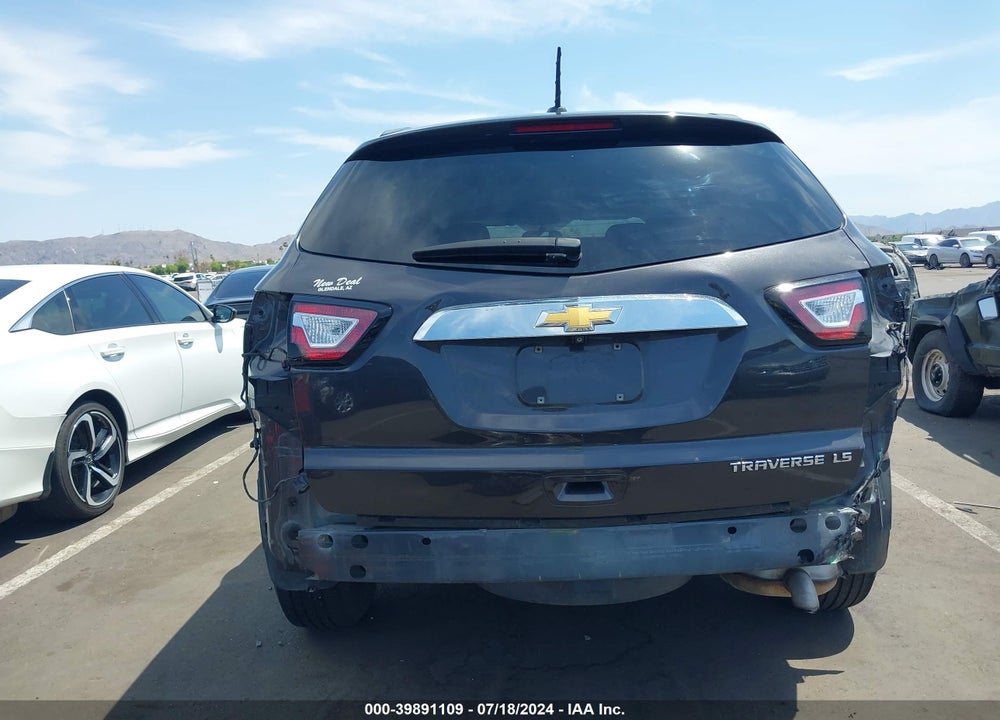 2016 CHEVROLET TRAVERSE LS VIN: 1GNKRFED2GJ284899