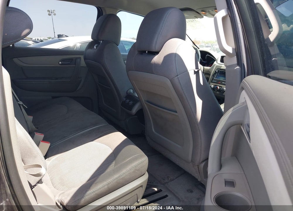 2016 CHEVROLET TRAVERSE LS VIN: 1GNKRFED2GJ284899