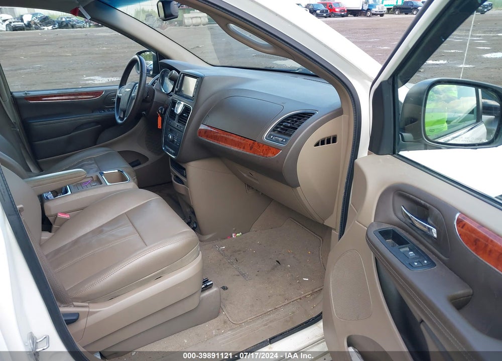 2013 CHRYSLER TOWN & COUNTRY TOURING VIN: 2C4RC1BG4DR509308