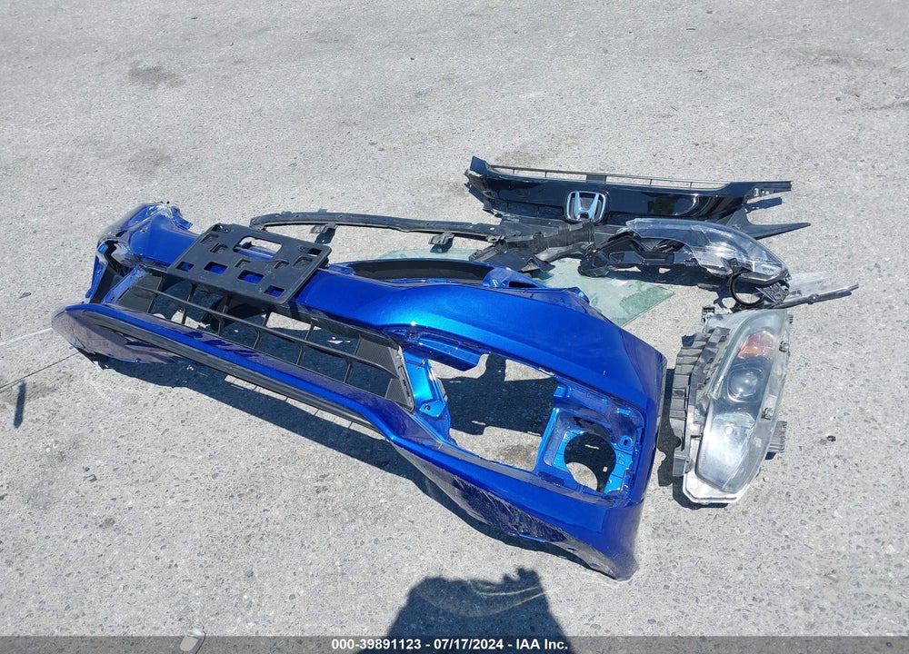 2020 HONDA CIVIC LX VIN: 2HGFC2F64LH597020