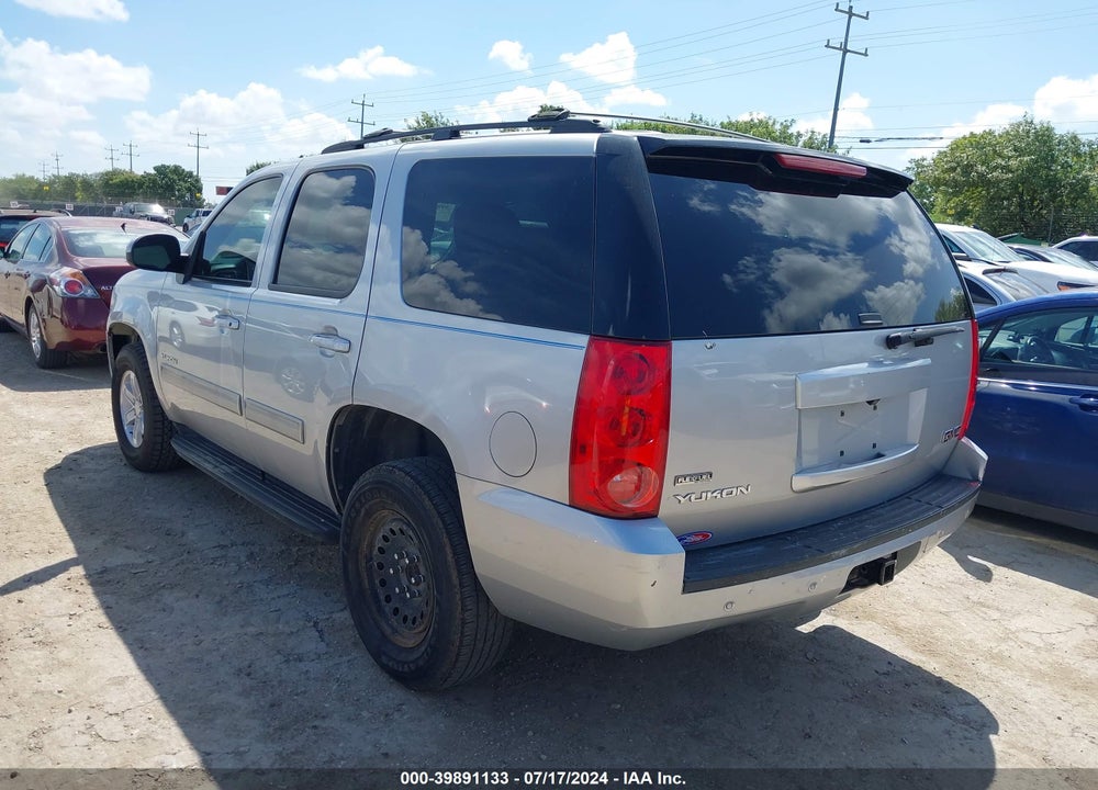 2012 GMC YUKON SLE VIN: 1GKS2AE0XCR126615