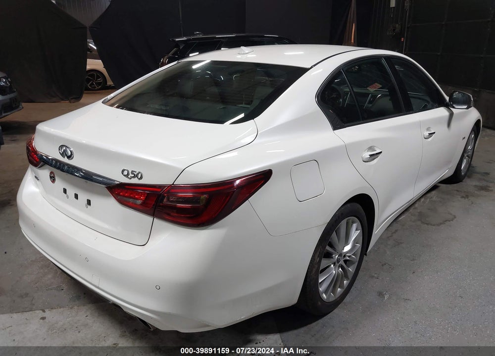 2019 INFINITI Q50 3.0T LUXE VIN: JN1EV7AR2KM556600