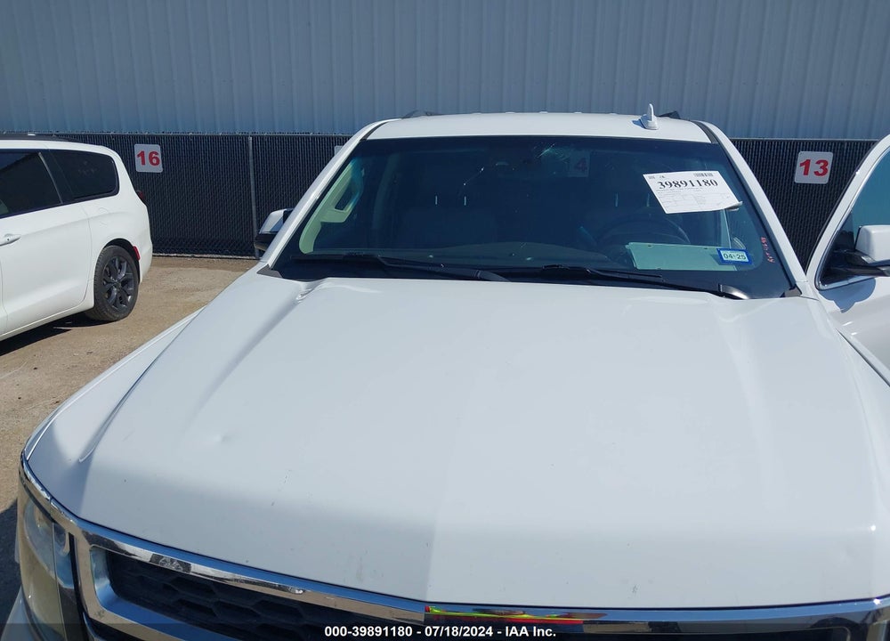 2018 CHEVROLET TAHOE LT VIN: 1GNSCBKC0JR145191