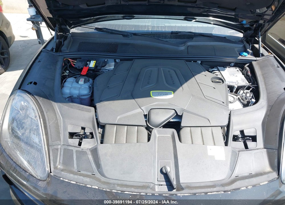 2023 PORSCHE CAYENNE E-HYBRID PLATINUM EDITION VIN: WP1AE2AY1PDA12570