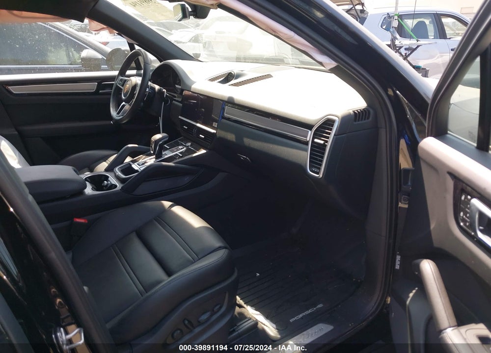 2023 PORSCHE CAYENNE E-HYBRID PLATINUM EDITION VIN: WP1AE2AY1PDA12570