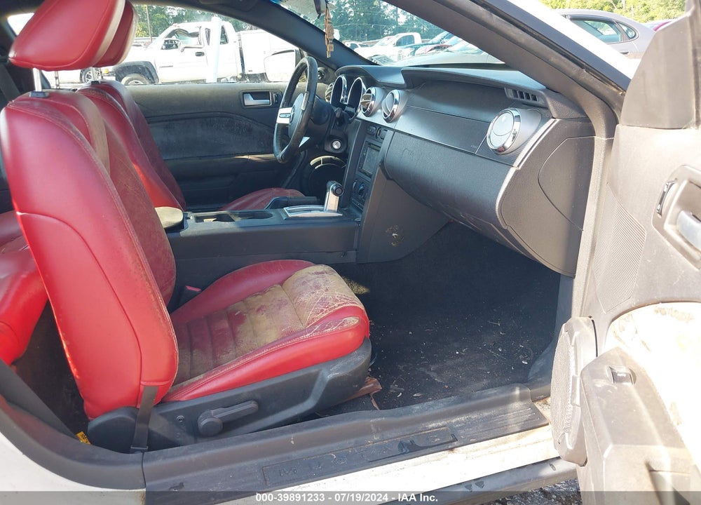 2006 FORD MUSTANG V6 VIN: 1ZVFT80N865263082