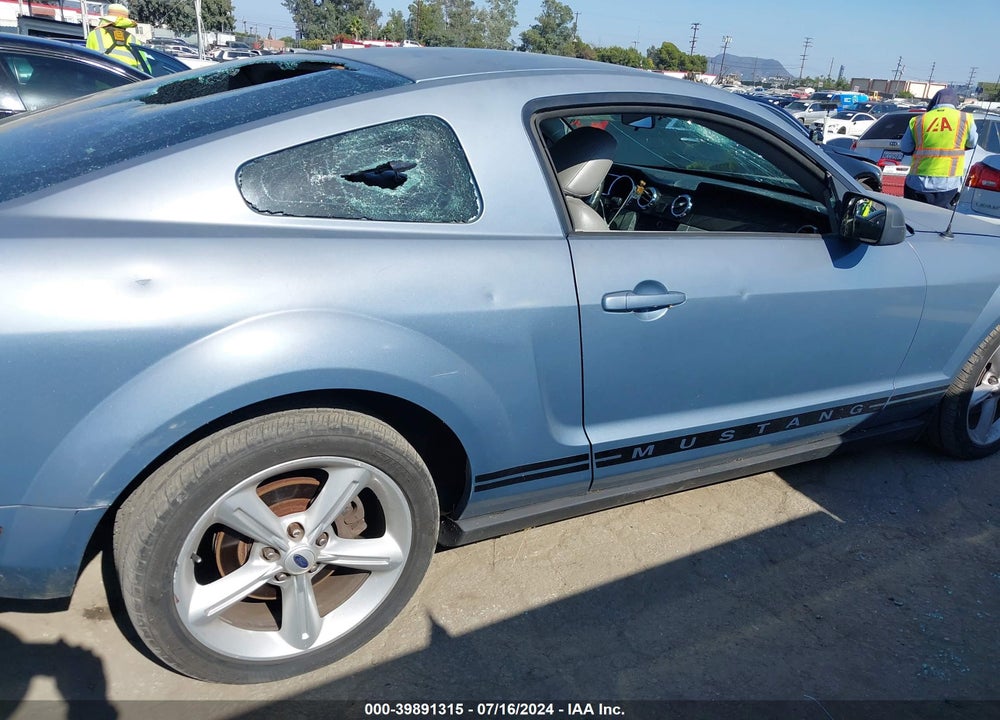 2005 FORD MUSTANG V6 DELUXE/V6 PREMIUM VIN: 1ZVFT80N855172800