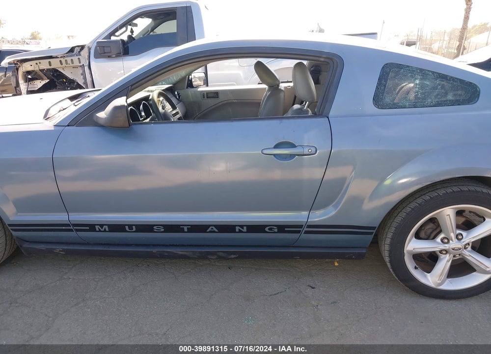 2005 FORD MUSTANG V6 DELUXE/V6 PREMIUM VIN: 1ZVFT80N855172800