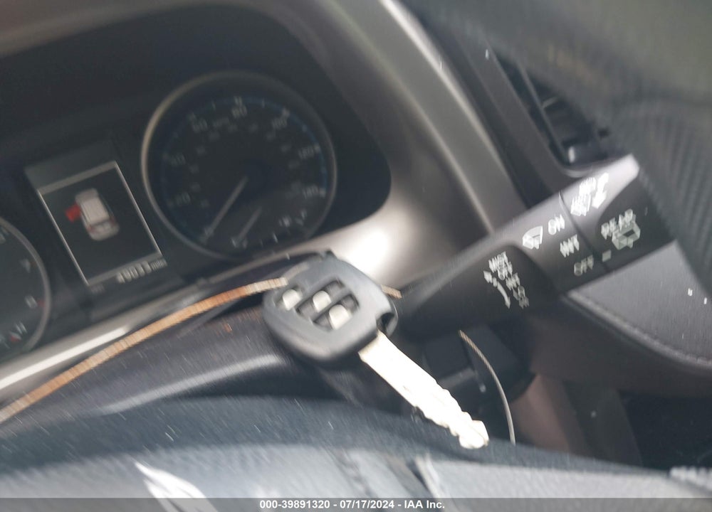 2018 TOYOTA RAV4 LE VIN: JTMBFREV8JJ719864